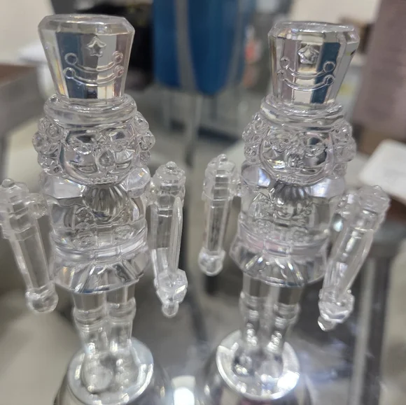 Colorful LED Nutcracker Figurine Soldier sword  Acrylic Christmas Ornaments 6" - Picture 10 of 10